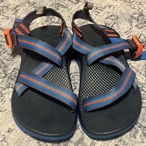 Like new Chaco youth hiking sandals